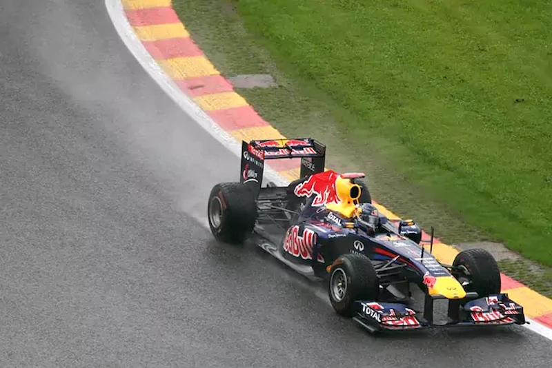 Formula 1 car at speed during a race